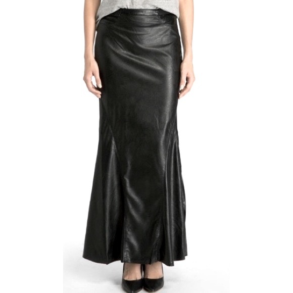 VAMPY VEGAN LEATHER MERMAID MAXI SKIRT - Picture 2 of 3
